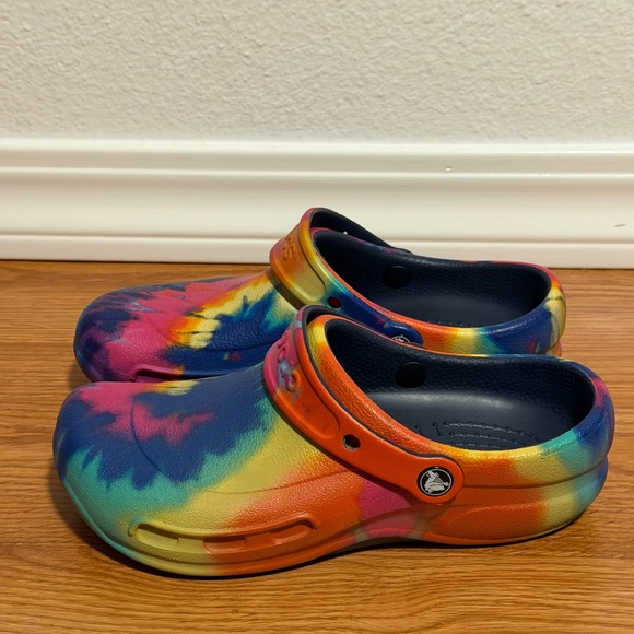 Crocs Bistro Graphic Clog Tie Dye - Picture 4 of 9